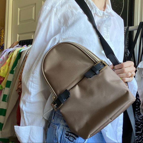 ✨SOLD✨ bugatti black & tan bag - Picture 3 of 6